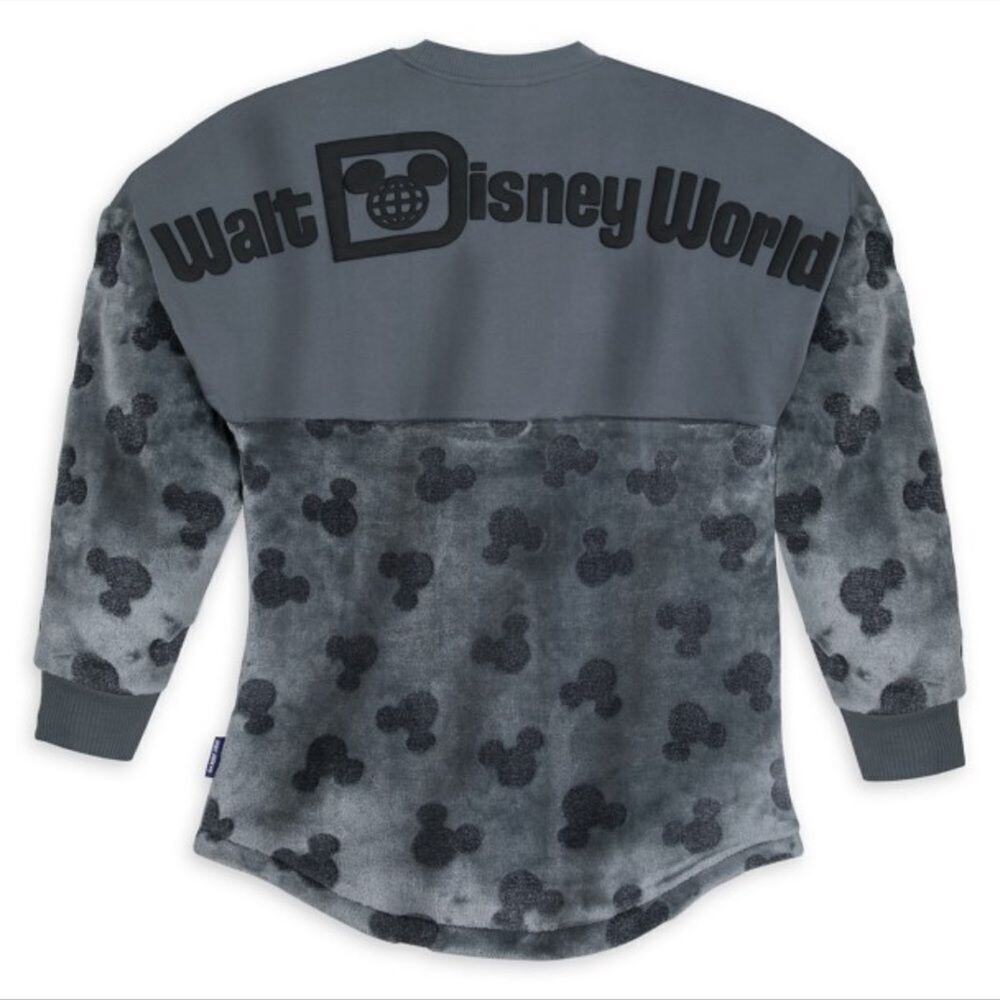 NWT Walt Disney World Spirit Jersey sz‎ Small Gray Velour Disney Christmas Shirt
